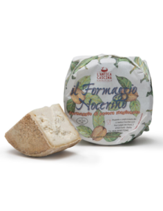 Nocerino Formaggio di pecora stagionato con foglie di noci - ca. 350 gr