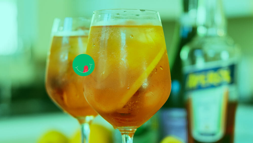 Bar chiusi? Ecco 8 aperitivi alcolici da fare in casa