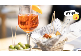 Italienischer Aperitif: Aperol Spritz und Antipasti